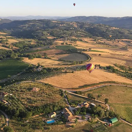 Lovely In Frazione Marcellano